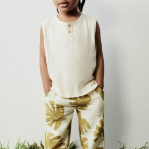 pantalon beige et kaki