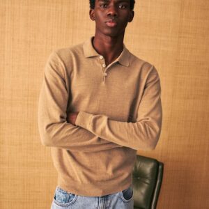 homme avec jeans bleu